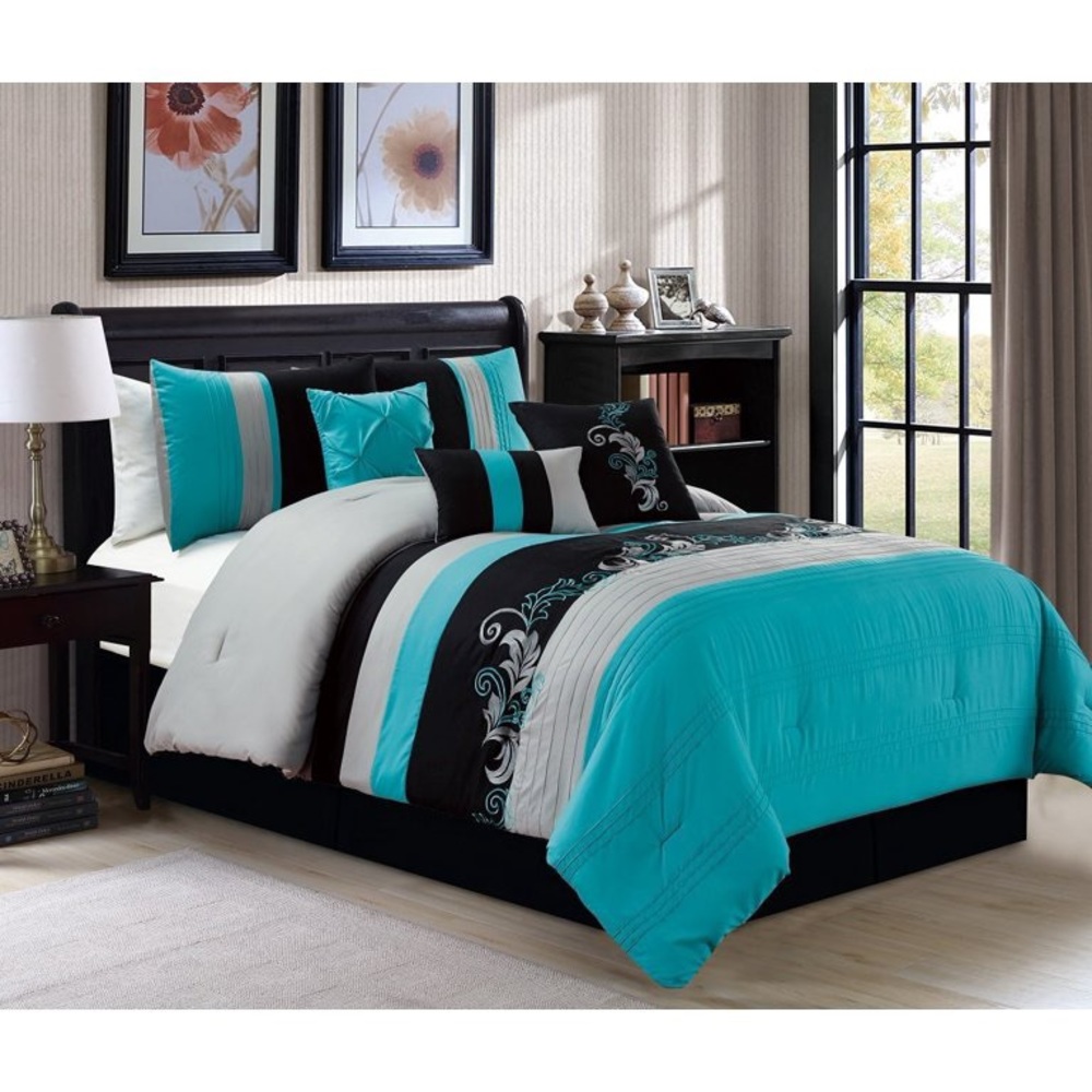 Queen 7 piece comforter set